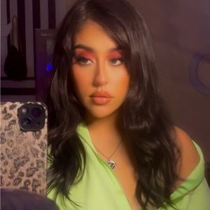 Meet your Posher, Carmenn